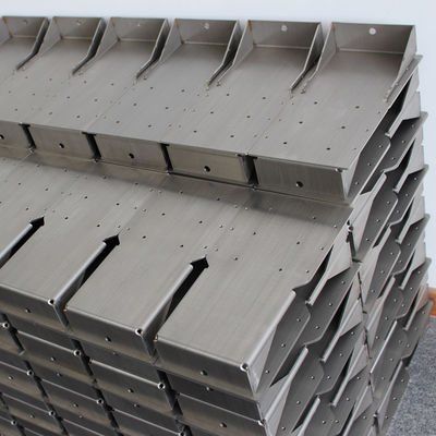 Espessura de aço inoxidável dos componentes 3.5mm da fabricação de chapa metálica SS304