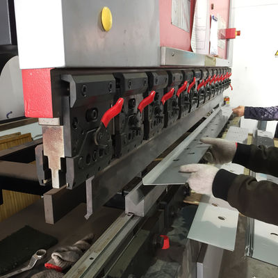 Laser de alto brilho do electropolimento das peças de chapa metálica da precisão SS316 que corta e que dobra-se