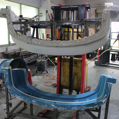 Peças de RIM Reaction Injection Moulding Automobile para protótipos rápidos abundantes do carro