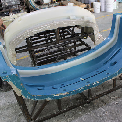 RIM Reaction Injection Molding Plastic grandes peças para amortecedores automotivos